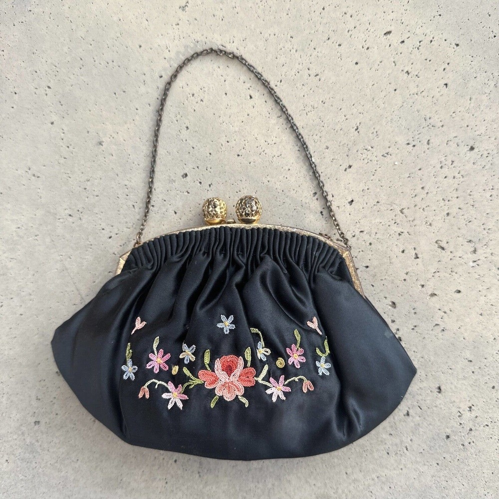 Vintage Point de Beauvis Embroidered Silk black Evening Purse/Coin Purse